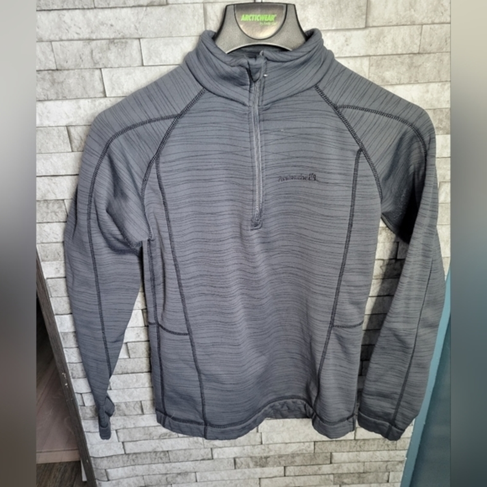 Avalanche size Large quarter zip‎ pullover